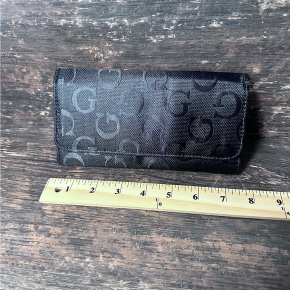 GJ3SS Black Logo Pattern Womens Wallet NWT - Picture 1 of 7